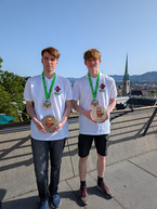 Elin Rohner (G21bN) und Noa Steffen (G21bN) 